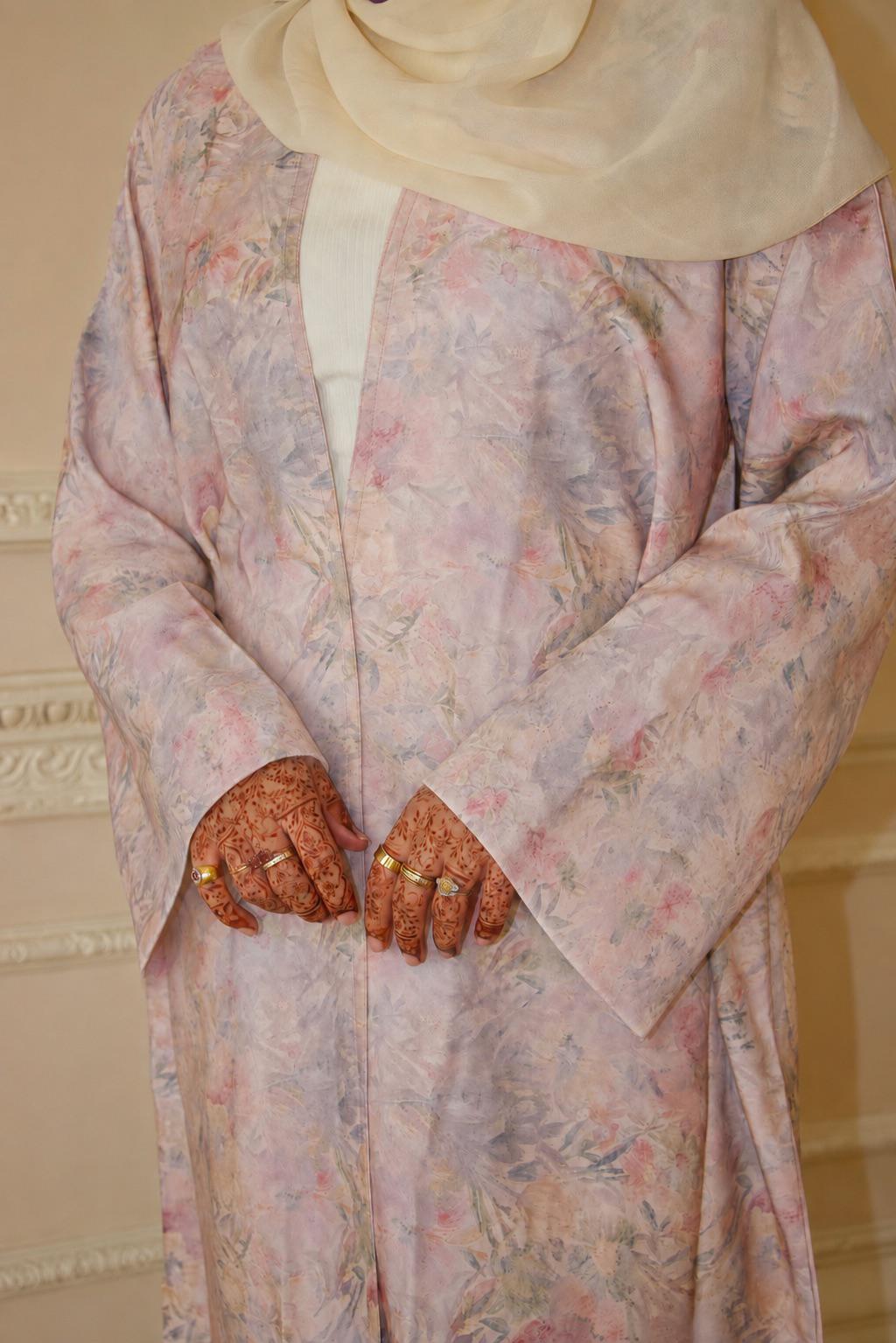 Pink Hues Abaya (PRE-ORDER)